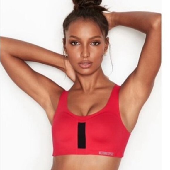 NWT Victoria's Secret Victoria Sport Angel Max Red Sports Bra 30A - Picture 1 of 12